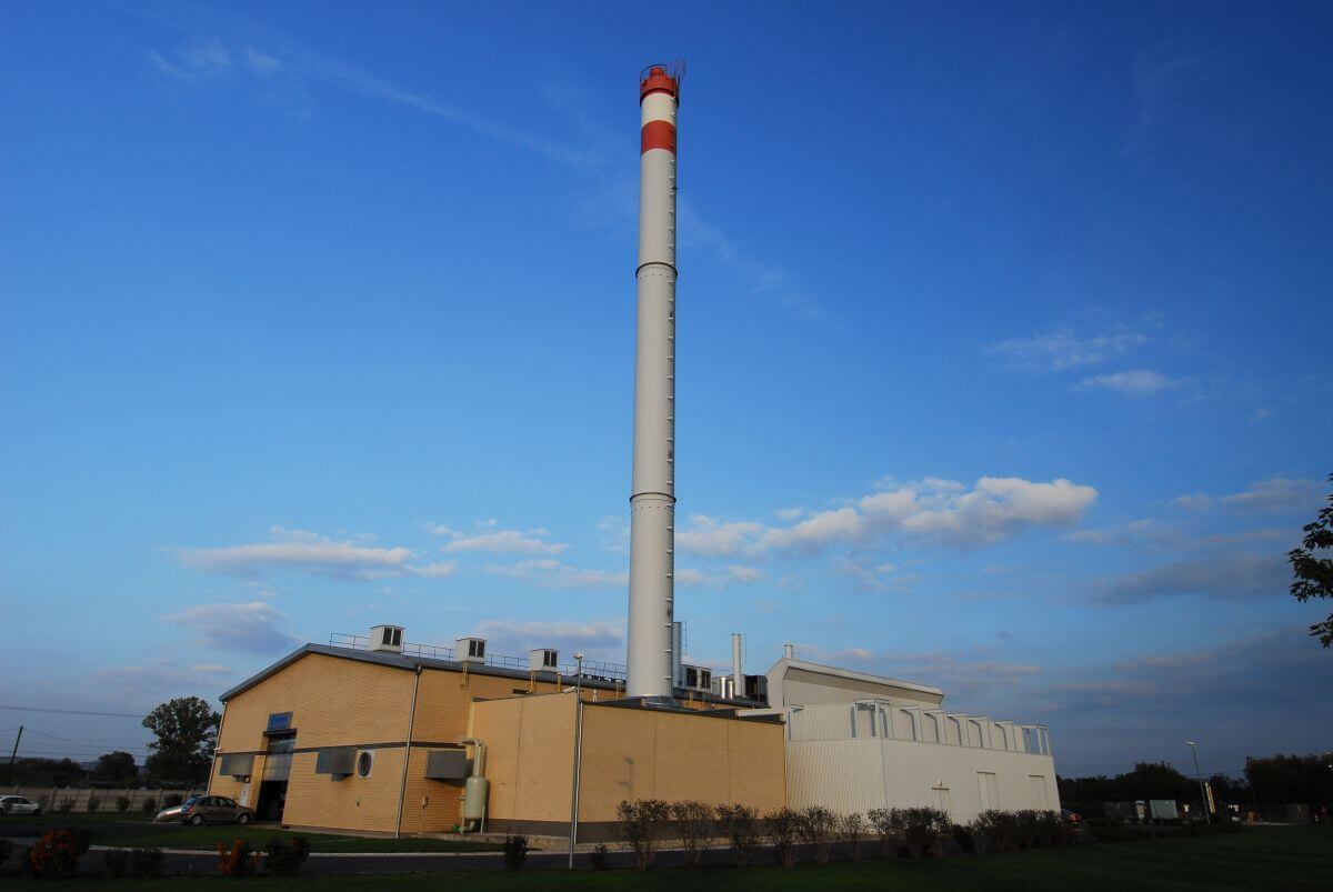 A kazincbarcikai kapcsolt hő- és villamosenergia-termelést megvalósító fűtőerőmű.
