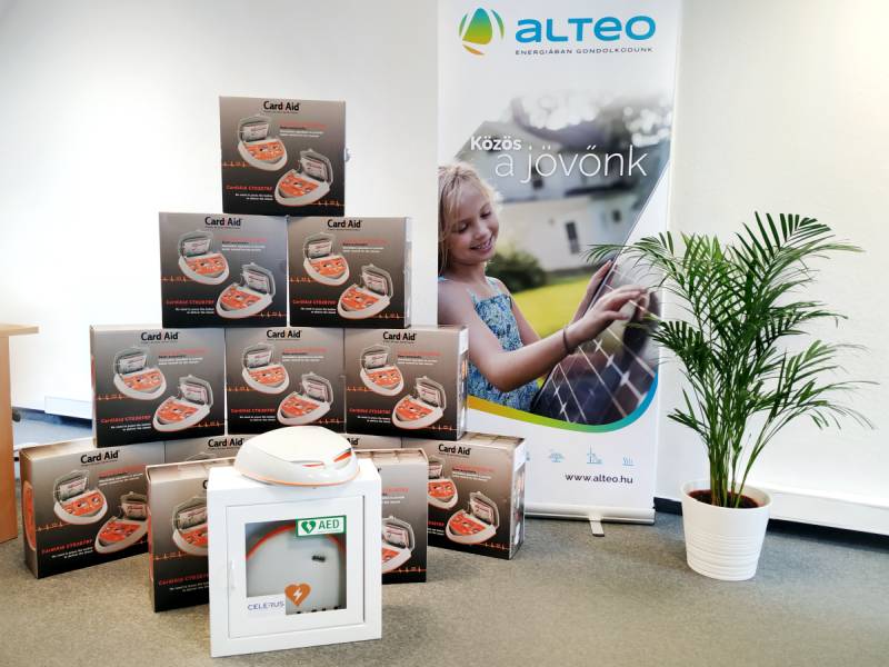 Az ALTEO munkavállalóinak egészége és biztonsága érdekében 12 CardiAid AED defibrillátort vásárolt.